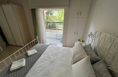 Kalyves Seafront Apartment - Foto 8