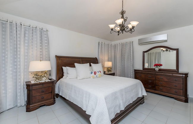 Casa de Campo Villa for Rent in Caribbean Style - With Pool Jacuzzi and Volleyball net - Foto 17