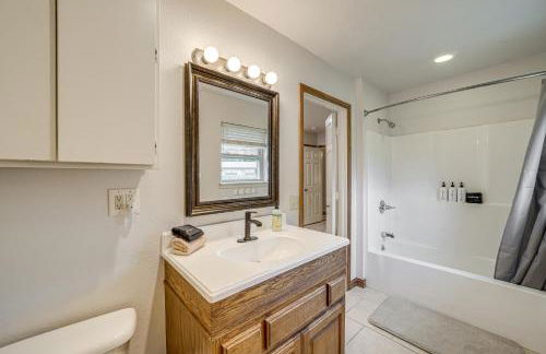 Family-Friendly Tulsa Suburb Home By Parks and River - Photo 14