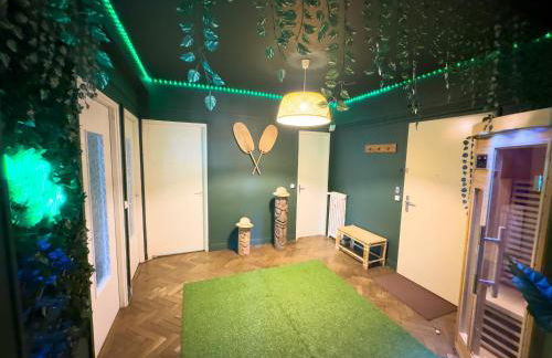 Jungle Urbain- Sauna - Ciné - Hamac - Hyper centre - Foto 14