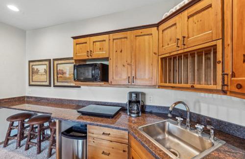 Wood Run Ski Haus - Photo 48