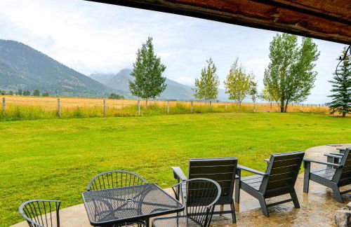 The Barn at Dancing Deer Ranch in Bedford - Photo 32