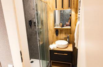 Apartamenty Częstochowa pod Jasną Górą Teresy 4-2 parking gratis - Photo 15