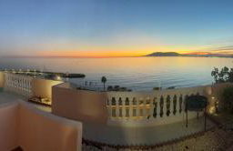 Magnificent Holiday 5 bedroom villa in beach front - Photo 1