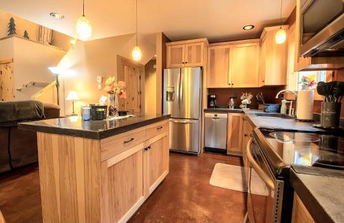 2 Kings, Fire Pit, Gameroom, EV charger, Dogs OK! - Foto 20