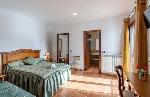 Lovely Home In Galera With Kitchenette - Photo 9