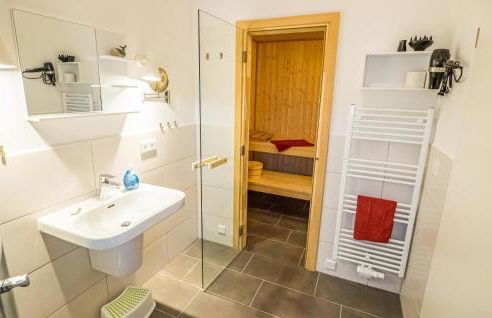 Cozy Home In Krems Iiwarderbrück - Foto 16