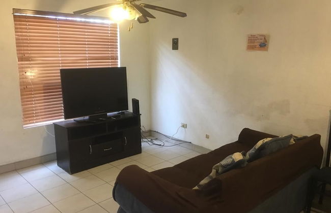 Blanquita Consulado Casa de Lujo - Photo 9