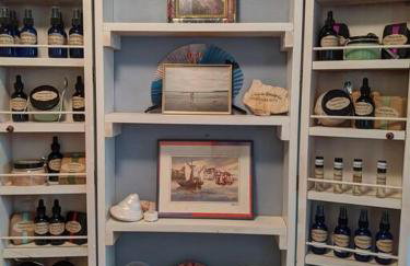 1870s Stained Glass Nostalgia - Foto 44