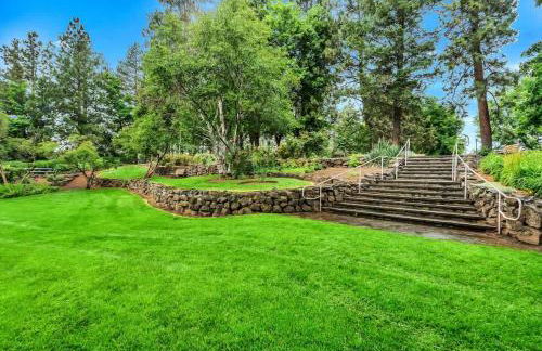 Riverfront Condo with Amazing View - Downtown Bend - Foto 28