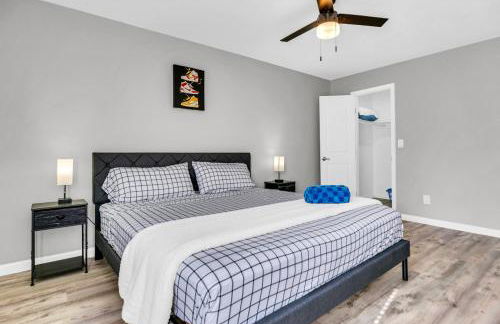 Modern 2BD 2BA Flat Gym and Pool Heart of Downtown - Foto 13