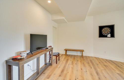 2 Mi to Lake Stunning Twin Lakes Home with Deck - Foto 22