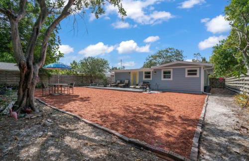 Private Cozy Sarasota Home 3 Bedroom Home by RedAwning - Foto 48