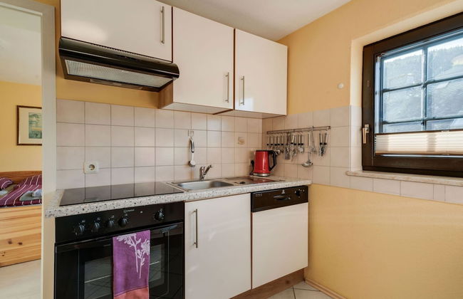 A Modern Apartment in the Hunsruck Region's Romantic Drohn Valley - Photo 10