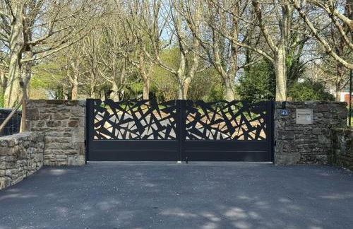 Les Hauts de Locmiquel apartment with private heated pool - Photo 23