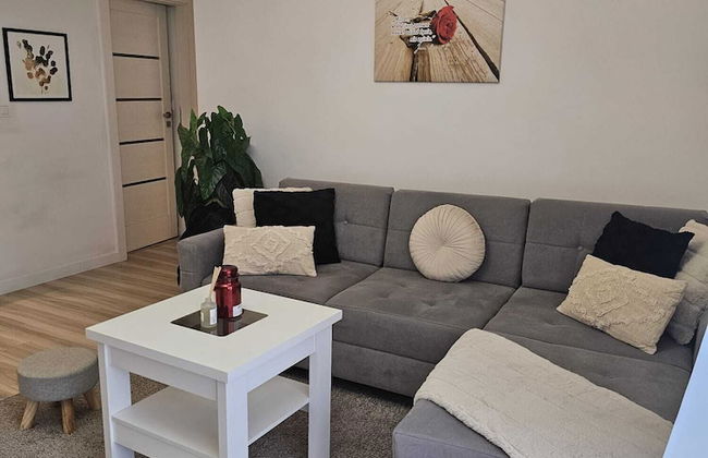 2 Bed Apartment in Zyrardow - Photo 14