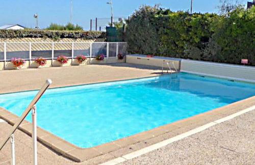 Beau studio avec accès plage, jardin, piscine, tennis, vélos, Netflix - Photo 13