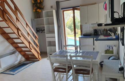 Studio-mezzanine dans villa - Foto 4