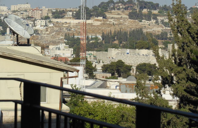 Jerusalem Center Boutique Apartment - Photo 30
