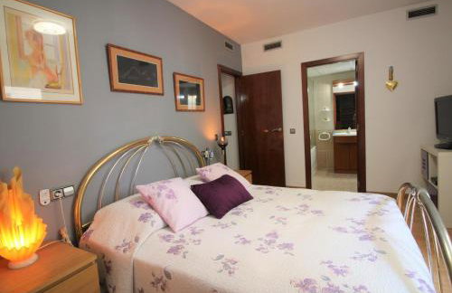 Apartamento con Terraza y Parking a 400m de la Playa del Port en Llançà - ES-228-156 - Foto 2