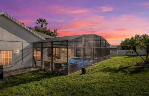 The Marvel Mansion 5BR Pool Home Near Disney World - Foto 28