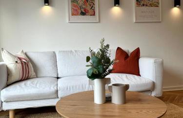 Exklusives City Apartment - Balkon - 24h Check-in - Foto 5
