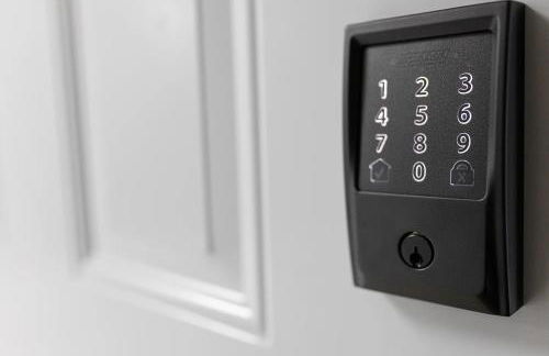 Urban Retreat - Free Parking, WiFi, Walk to Stadium - Foto 64