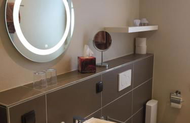 Lina's Ferienwohnungen - zwei moderne FeWos mit Sauna im Haus und fantastischem Ausblick - Foto 11