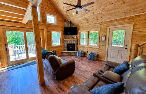 31R Brand new log home on quiet side street in Bethlehem, close to Main Street! 20 min to skiing - Foto 50