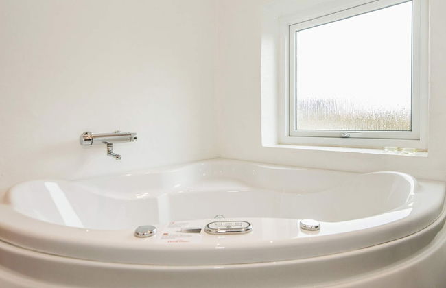 Delux Holiday Home in Lemvig With Whirlpool - Foto 13