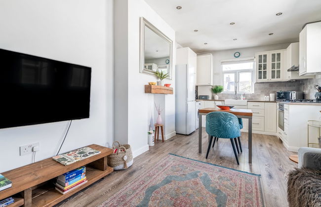 Chic and Cheerful Flat in Willesden Green - Foto 18