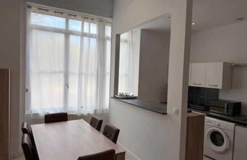 OULLINS T3 COSY 70M2 - 6 Pers 2 Chambre - 2 Mezzanines Métro & centre à Pied - Foto 58