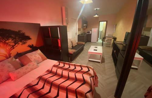 LARRA LA MEJOR OPCION PARA VER LA WARNER - Foto 1