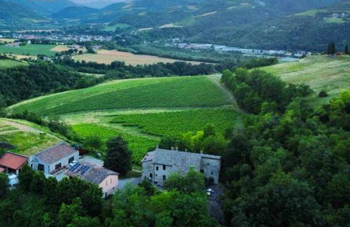 Tenuta Folesano Wine Estate 13th century - Photo 2