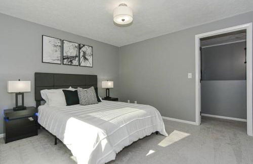 *NEW* Beautiful 3 floor Townhome with Sauna - Foto 18