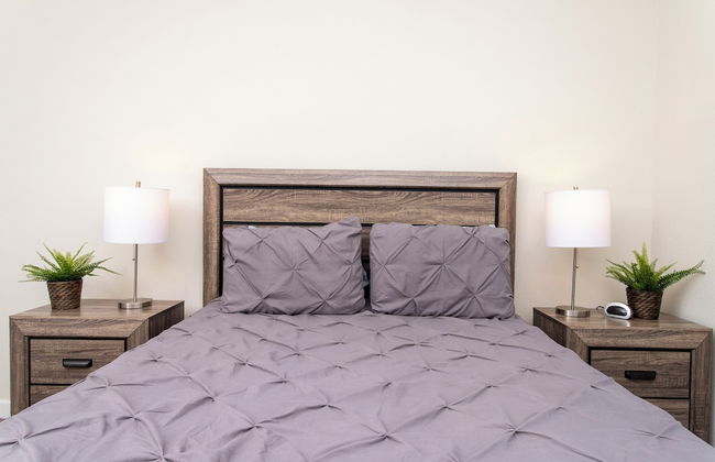 Luxurious Décor 4 Bd w/ Pool Close to Disney 4820 - Photo 9