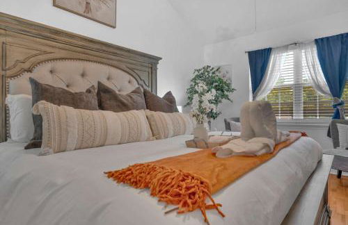 Updated University Area Home with Hot Tub Near Charlotte Your Perfect Retreat - Foto 23