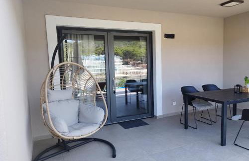 SOL luxury residence near the beach with shared heated pool - Foto 22