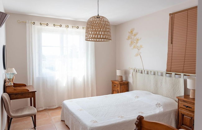 French Bastide, Located in an Olive Grove - Photo 2