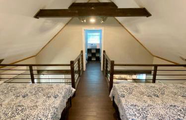 Away at the River - Foto 68