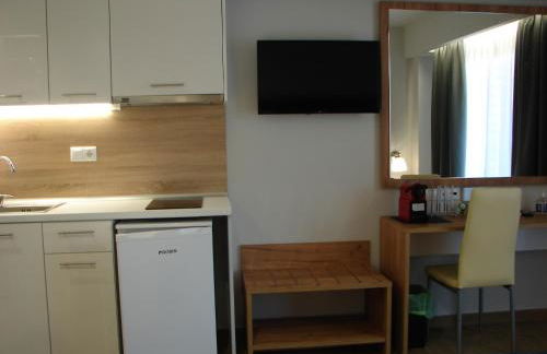 FOUR REASONS - Foto 80