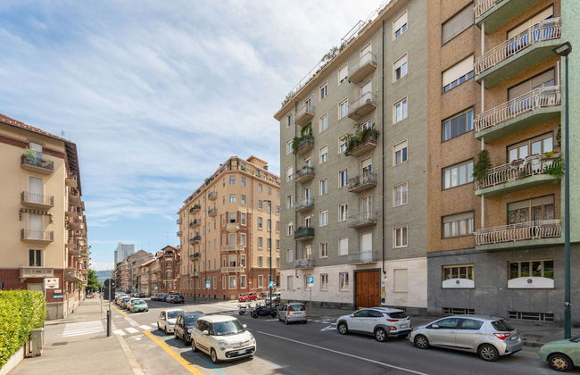 Cialdini Apartment near City Center - Foto 14