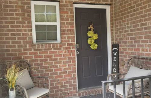 Modern & Luxurious 3 Bdrm 2.5 Bath Townhome - Foto 4