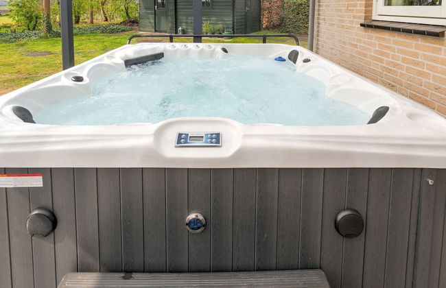 Vacation Home With Jacuzzi - Foto 35