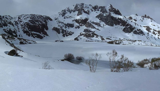 Blancos paisajes de Valle de Lago