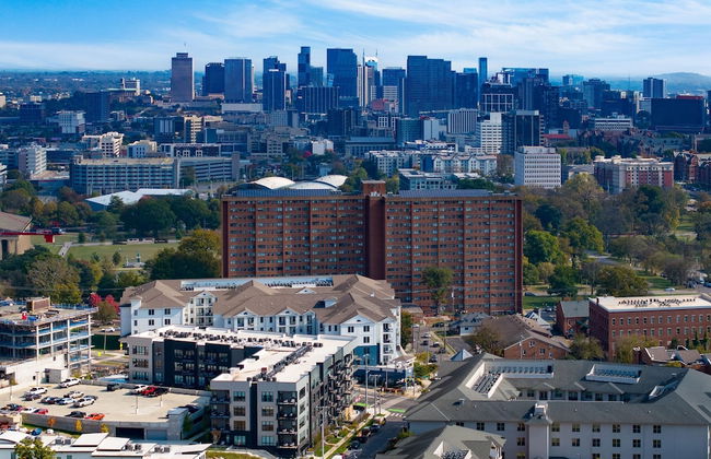 Honkey-tonk by Avantstay New Modern 2bdr in Walkable Midtown w Gym Pool - Foto 41