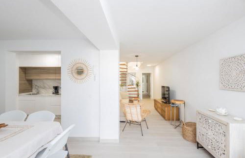 Sea Views Private Terrace 2BR House near the Beach - Foto 4