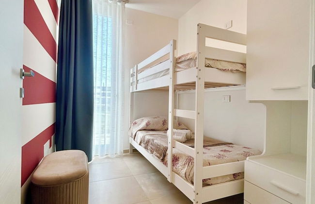 Golden Hour Retreat Lagoon View Villa With Pool - Photo 6