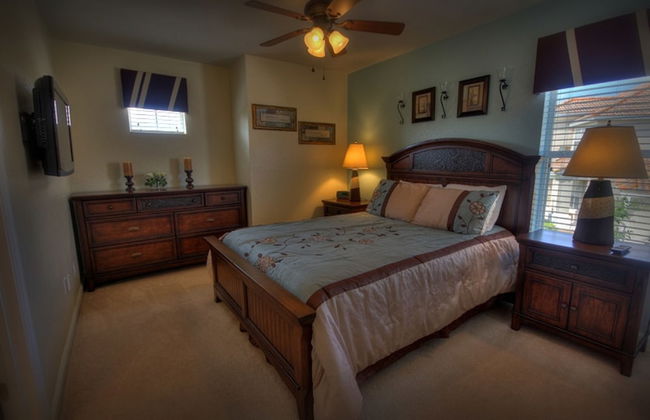 5BR 5BA Home in Windsor HIlls by CV-2622 - Foto 3