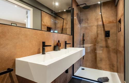 Farmyard House - Photo 20